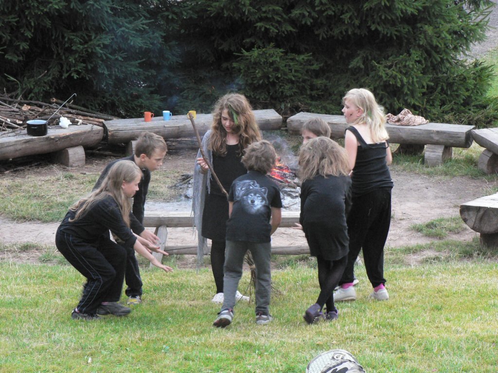 stejnkoldostalyimladarodjkyzaddt.jpg